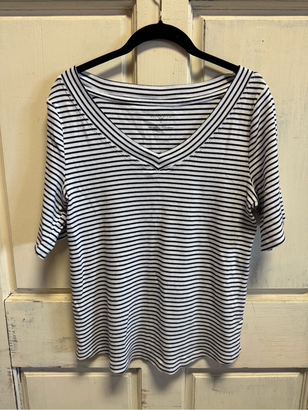 Women's Talbots V-Neck Top